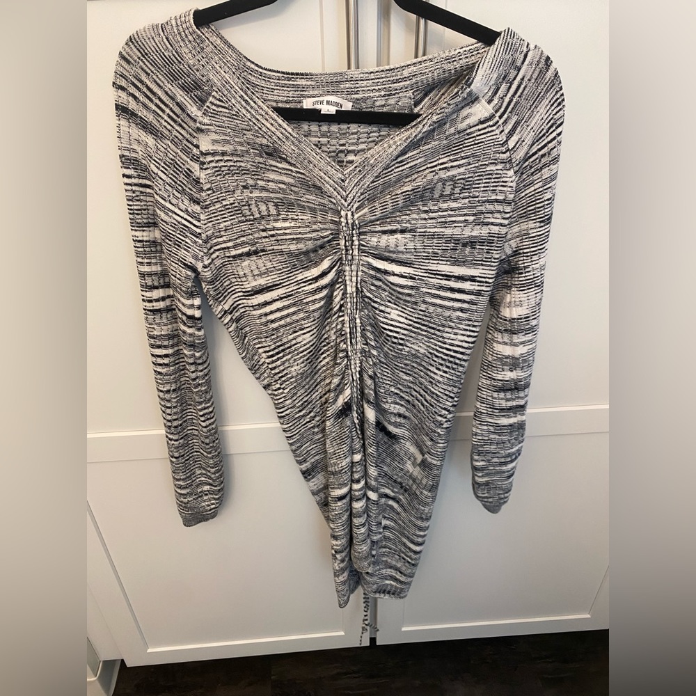 Steve Madden Long Sleeve Dress with Middle Pull-String Rouge
